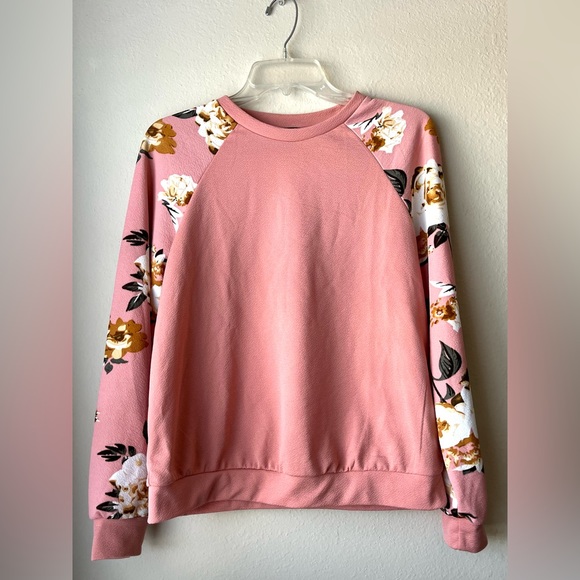 SHEIN Sweaters - Pink flower sweatshirt